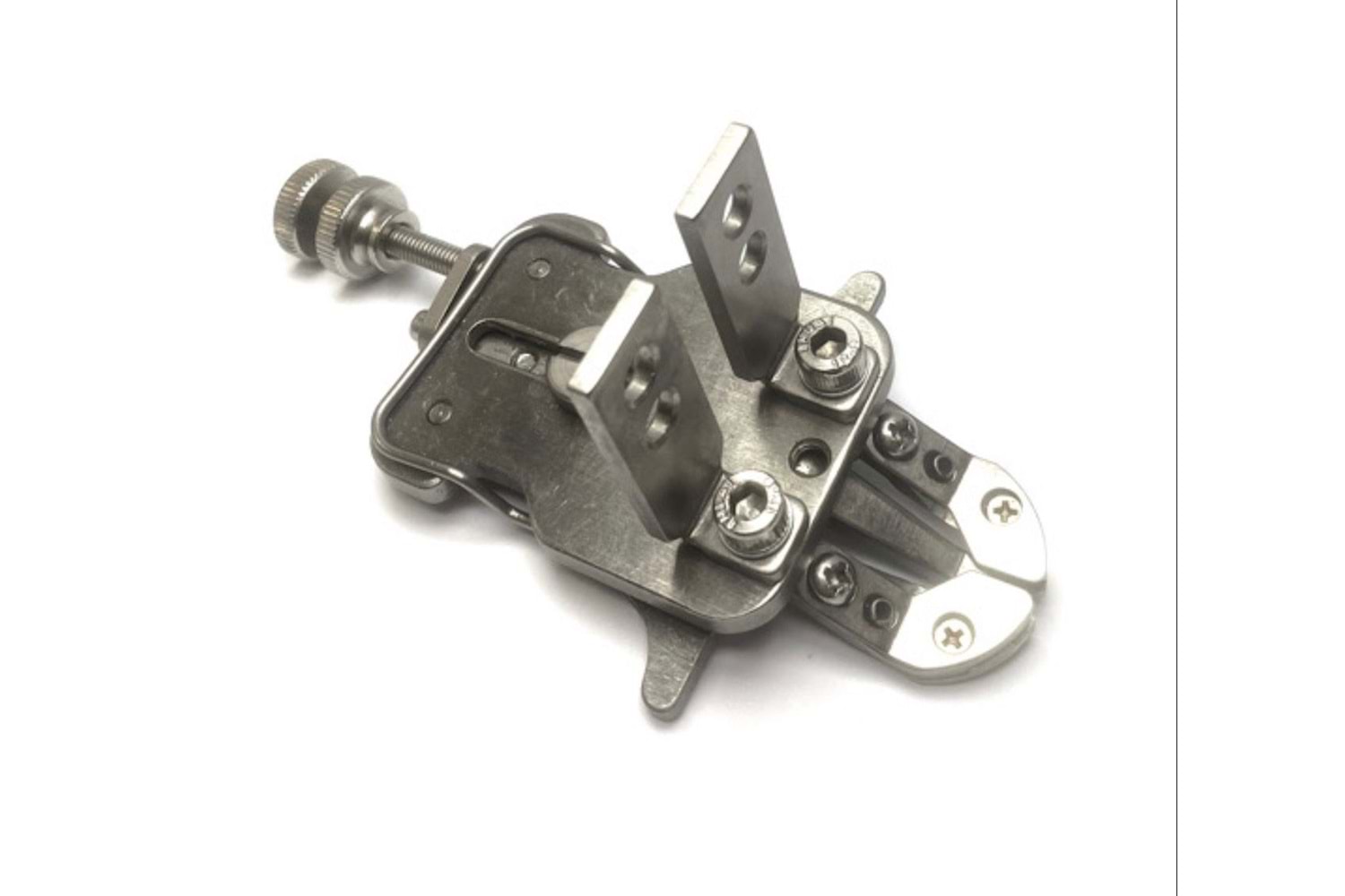 JUKİ 1903 DÜĞME ÇENESİ